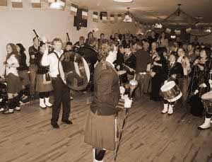 Pipe Band Dance 2007 Dooagh Pipe Band