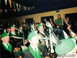 20000318-018-ie-achill-band_dance-big_drum-w