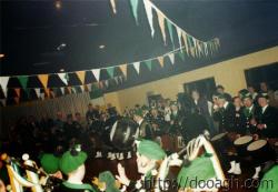 20000318-042-ie-achill-band_dance-upper_hall-w