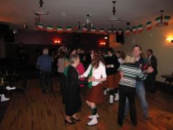 20070319-011-ie-achill-dooaghdance-mayo_dancing-w