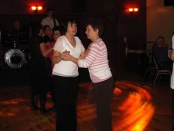 20070319-020-ie-achill-dooaghdance-lean_on_me-w
