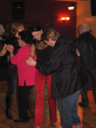 20070319-040-ie-achill-dooaghdance-watch_the_feet-w