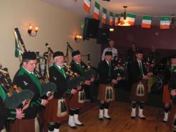 20070319-050-ie-achill-dooaghdance-corner_pipers-w