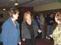 20080319035206-ie-achill-band_dance-trio-w