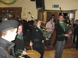 20080319050212-ie-achill-band_dance-last_tune_in_hall-w