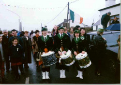 19970317-000-ie-achilll-stpatricksday-doo97drummer-w