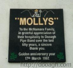 20000317-006-ie-achill-st_pats-mollys_sign-w