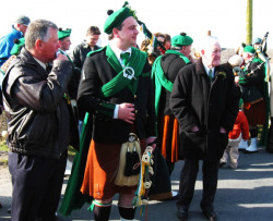 ie20030317-achill-stpats-18-waitinggame-w