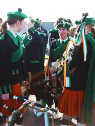 ie20030317-achill-stpats-19-ladypipers-w