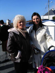 20040317-057-ie-achill-stpatricksday-annmary-w