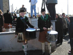 20040317-070-ie-achill-stpatricksday-inanotherworld-w