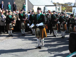 20040317-084-ie-achill-stpatricksday-major-w