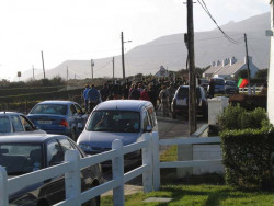 20040317-124-ie-achill-stpatricksday-marchaway-w