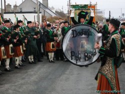 20050317-065-ie-achill-stpatricksday-aboutostop-w