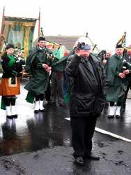 20070317-055-ie-achill-stpatsdayparade-videoing-w