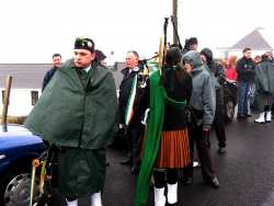 20070317-074-ie-achill-stpatsdayparade-breather-w