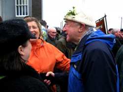 20070317-083-ie-achill-stpatsdayparade-john_shjaking_hands-w