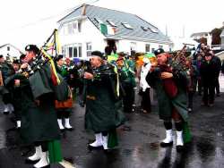 20070317-093-ie-achill-stpatsdayparade-instruction_time-w