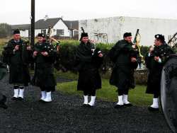 20070317-159-ie-achill-stpatsdayparade-anticipation-w