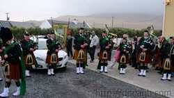 20100317165033-ie-achill-st_patricks_day-west_pipers-w