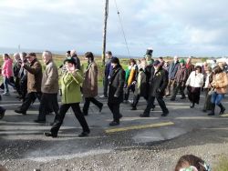 20110317090249-ie-achill-carolann-waving-w