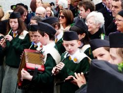 20110317100920-ie-achill-carolann-dooagh_school_band-w