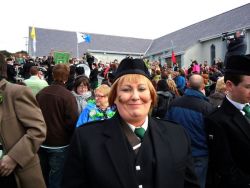 20110317103030-ie-achill-catherine-kate-w