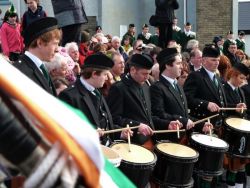 20110317103420-ie-achill-carolann-stick_with_it-w