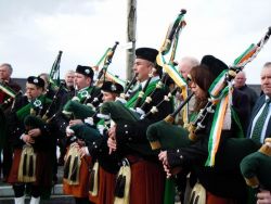 20110317103737-ie-achill-catherine-play-w