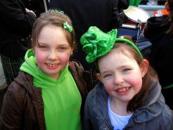 20110317104747-ie-achill-catherine-laura_lauren-w