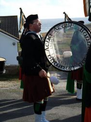 20110317160644-ie-achill-catherine-tommy-w