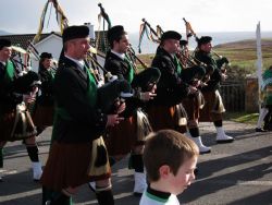 20110317160732-ie-achill-st_patricks_day-taxi_line-w
